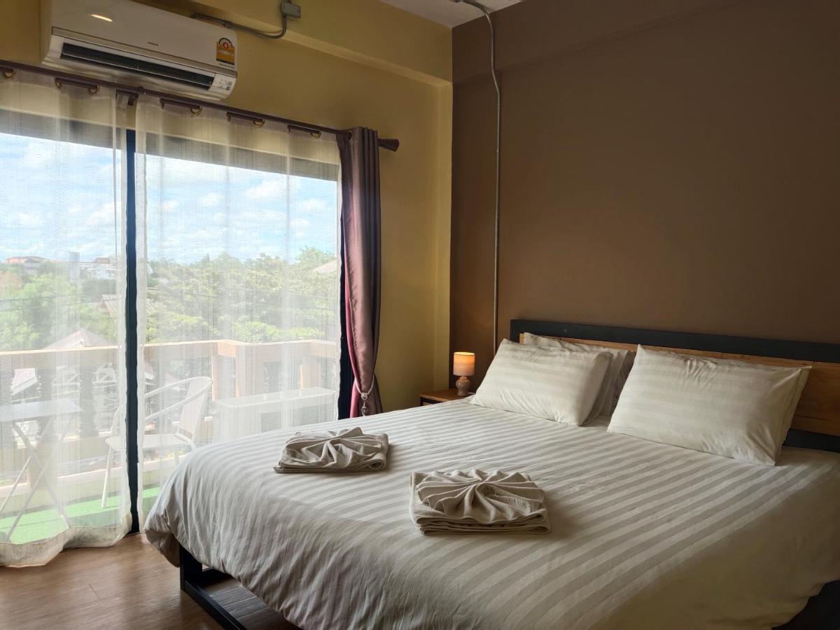 הוסטל צ'יאנג מאי Nai Wiang Poshtel מראה חיצוני תמונה