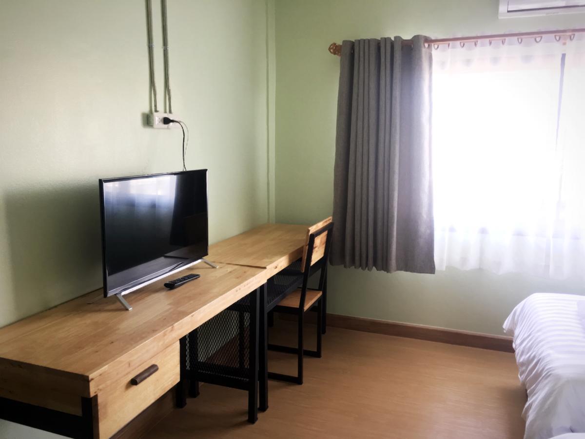 הוסטל צ'יאנג מאי Nai Wiang Poshtel מראה חיצוני תמונה
