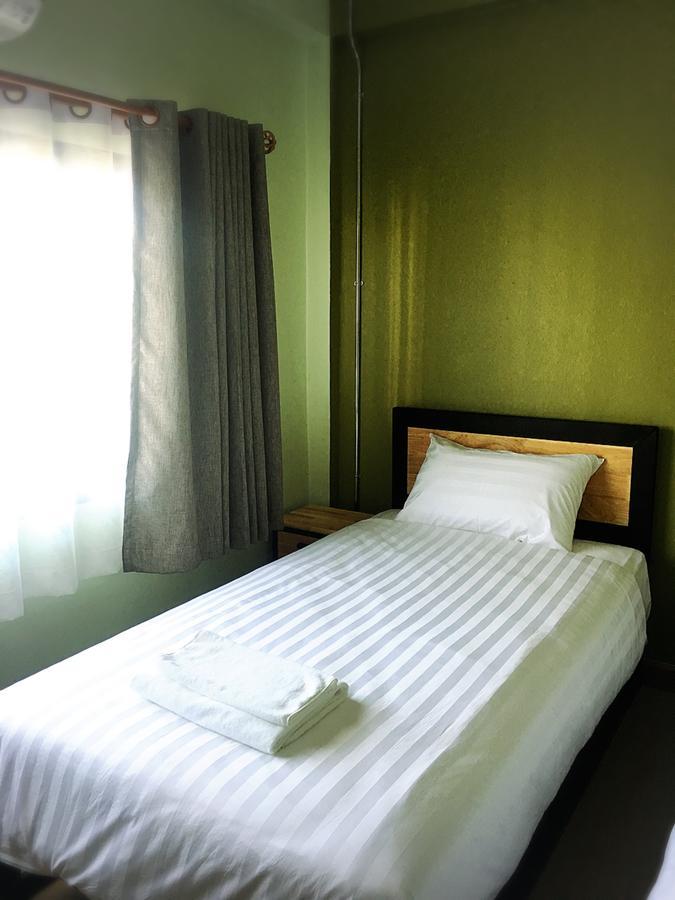 הוסטל צ'יאנג מאי Nai Wiang Poshtel מראה חיצוני תמונה
