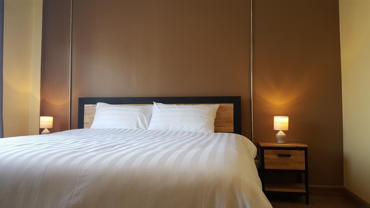 הוסטל צ'יאנג מאי Nai Wiang Poshtel מראה חיצוני תמונה