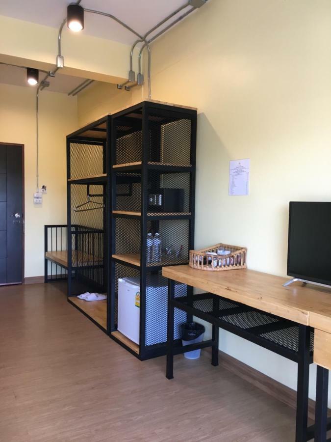 הוסטל צ'יאנג מאי Nai Wiang Poshtel מראה חיצוני תמונה